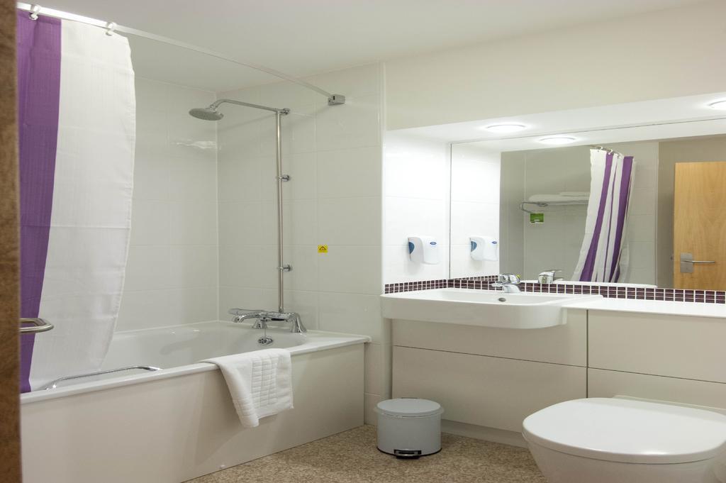 Premier Inn Sittingbourne Kent Dış mekan fotoğraf