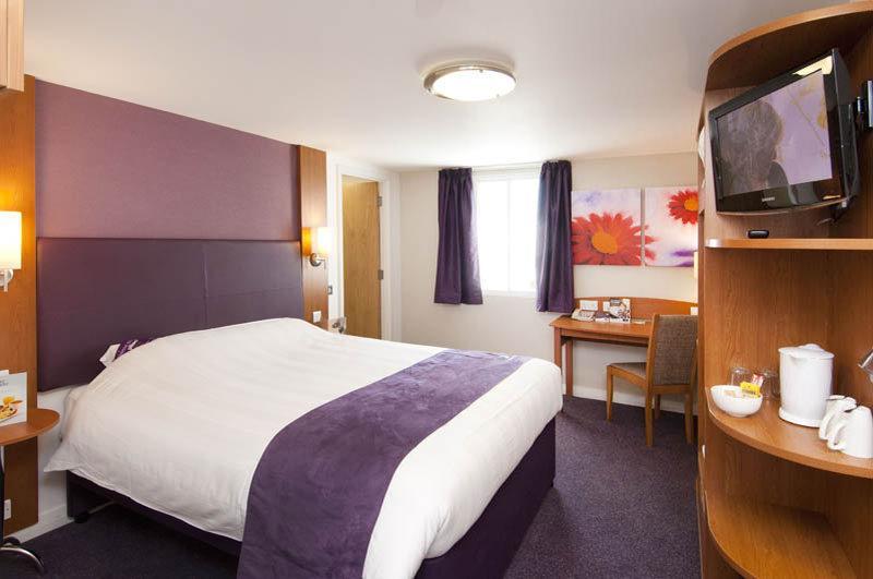 Premier Inn Sittingbourne Kent Dış mekan fotoğraf