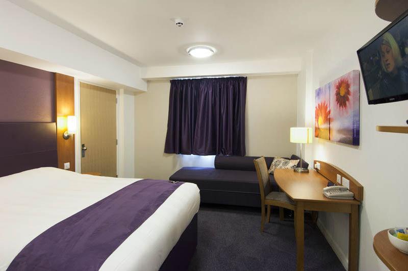Premier Inn Sittingbourne Kent Dış mekan fotoğraf